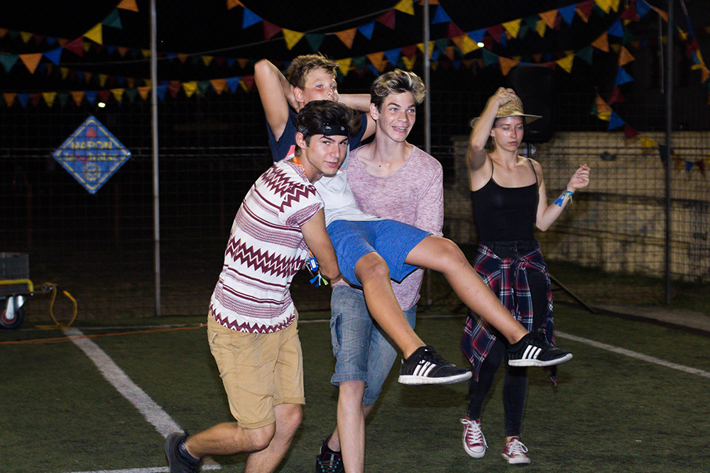 Tiétek a nyár és a táborok!